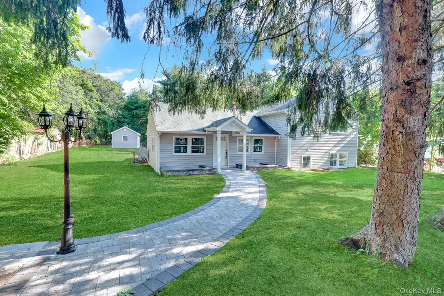 85 Hawthorne Street, Selden, NY 11784 - #2