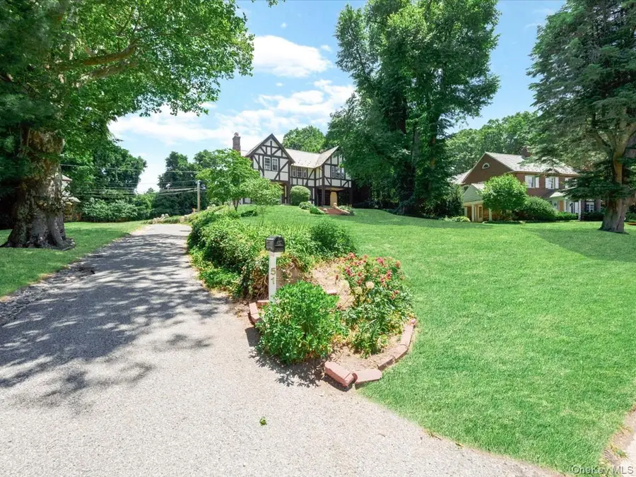 51 Crescent Road, Port Washington, NY 11050 - #2