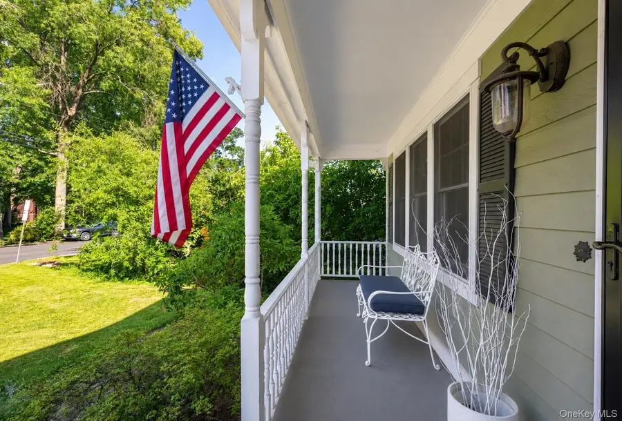 8 Burton Road, Larchmont, NY 10538 - #2