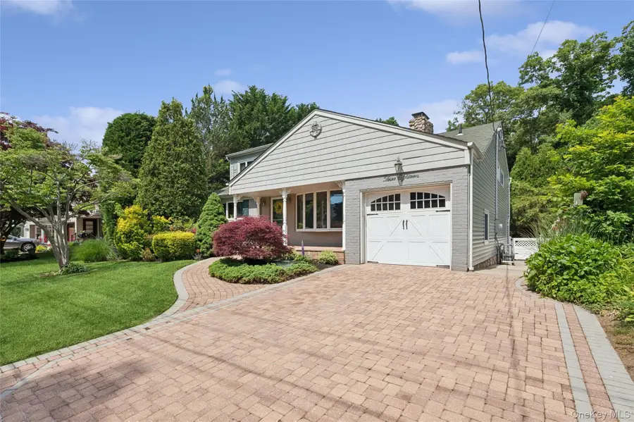 318 Lakeshore Boulevard, Massapequa Park, NY 11762 - #2