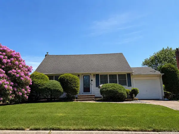 62 Pell Avenue, North Babylon, NY 11703