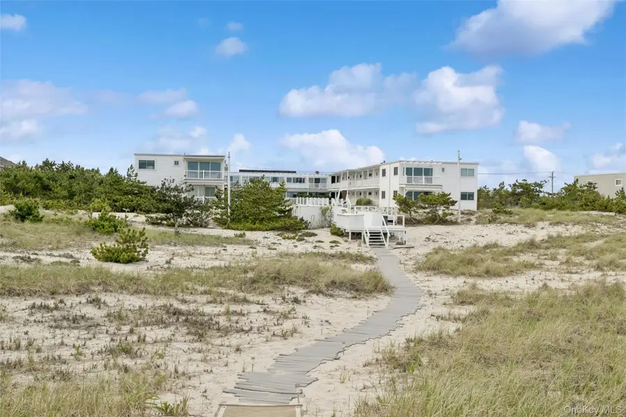 281 Dune Road #17B, Westhampton Beach, NY 11978 - #3