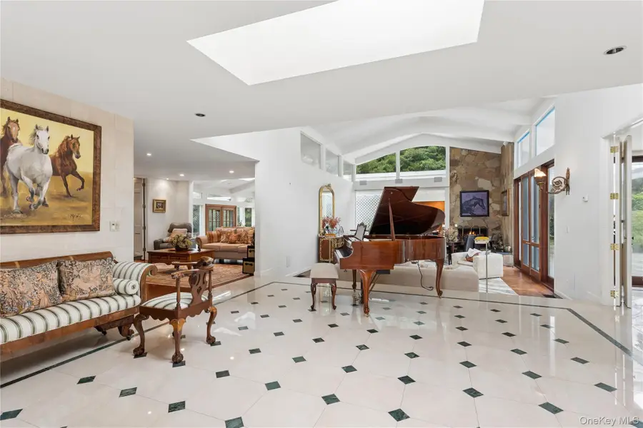 247 Barrett Road, Lawrence, NY 11559 - #2