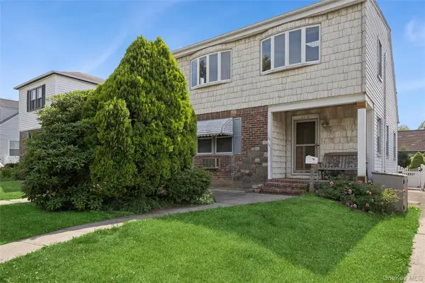 85-16 248th Street, Bellerose, NY 11426
