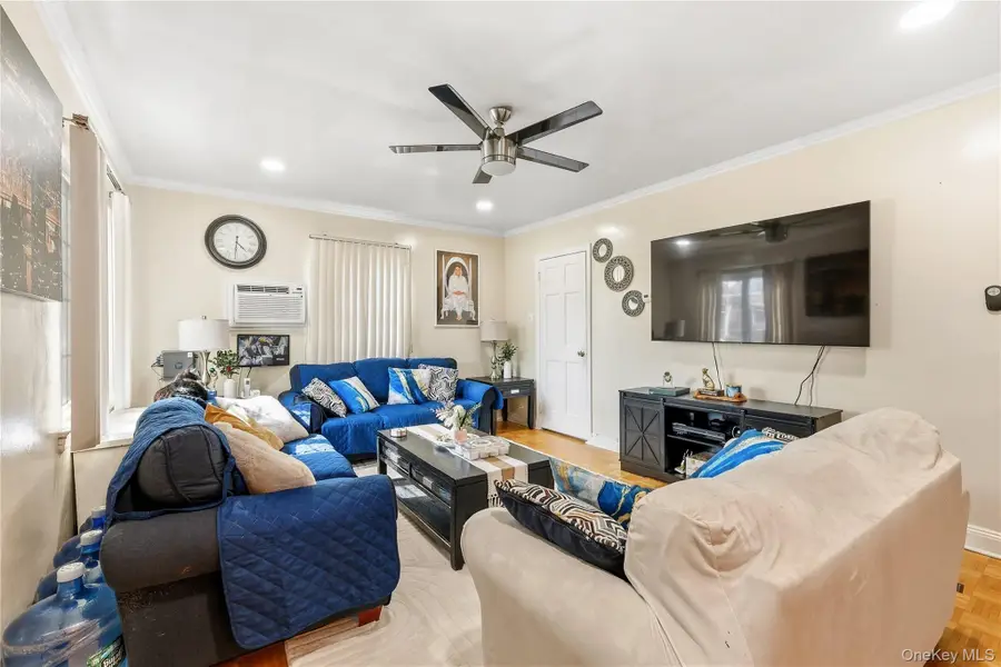 8339 252nd Street, Bellerose, NY 11426 - #3