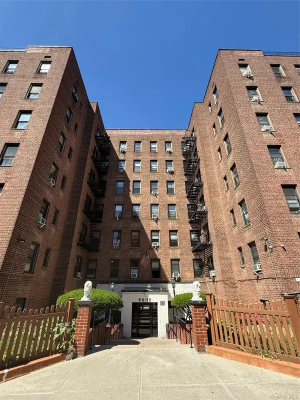 6615 Wetherole Street #C11, Rego Park, NY 11374