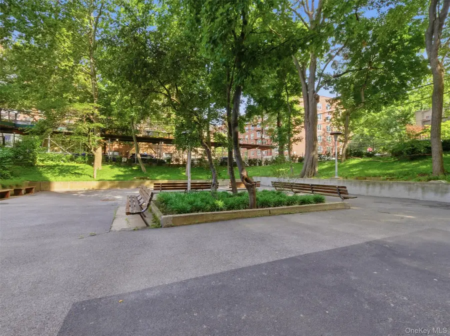 290 W 232nd Street #11E, Bronx, NY 10463 - #3
