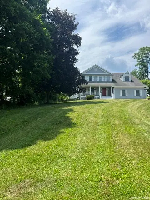 9 Mystic Glen Place, Fishkill, NY 12524 - #2