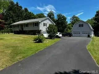 18 Helms Hill Road, Washingtonville, NY 10992 - #1
