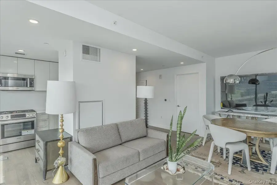 131-03 40th Road #9N, Flushing, NY 11354 - #3