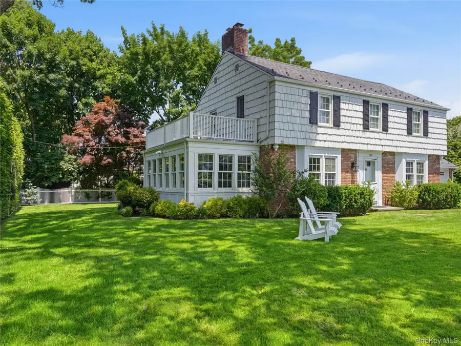 107 Dogwood Lane, Manhasset, NY 11030 - #3