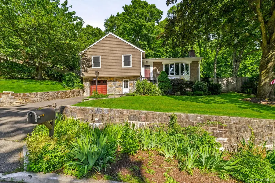 12 Overlook Road N, White Plains, NY 10603 - #2