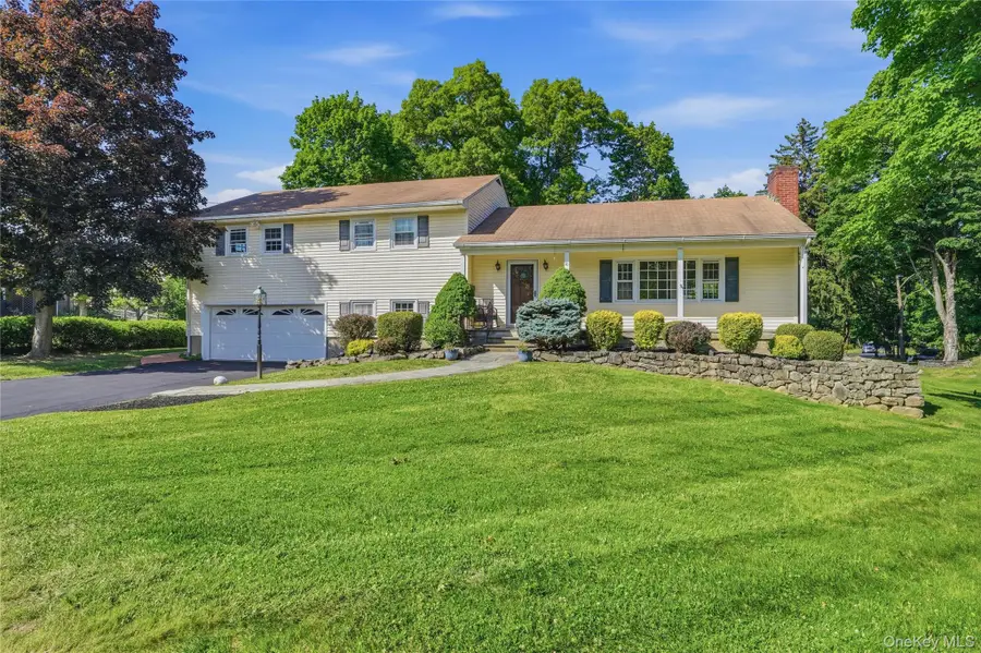 10 Sharon Court, Cornwall On Hudson, NY 12520 - #3