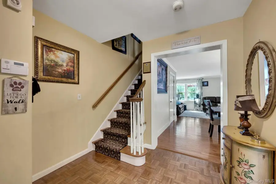 24 Briar Court, Cross River, NY 10518 - #2