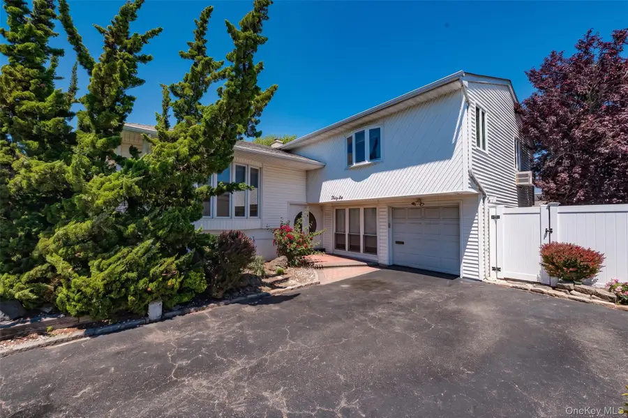 36 Elaine Drive, Oceanside, NY 11572 - #3