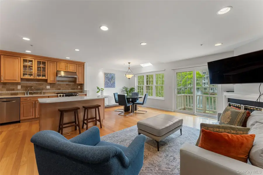 611 Pondside Drive, White Plains, NY 10607 - #2