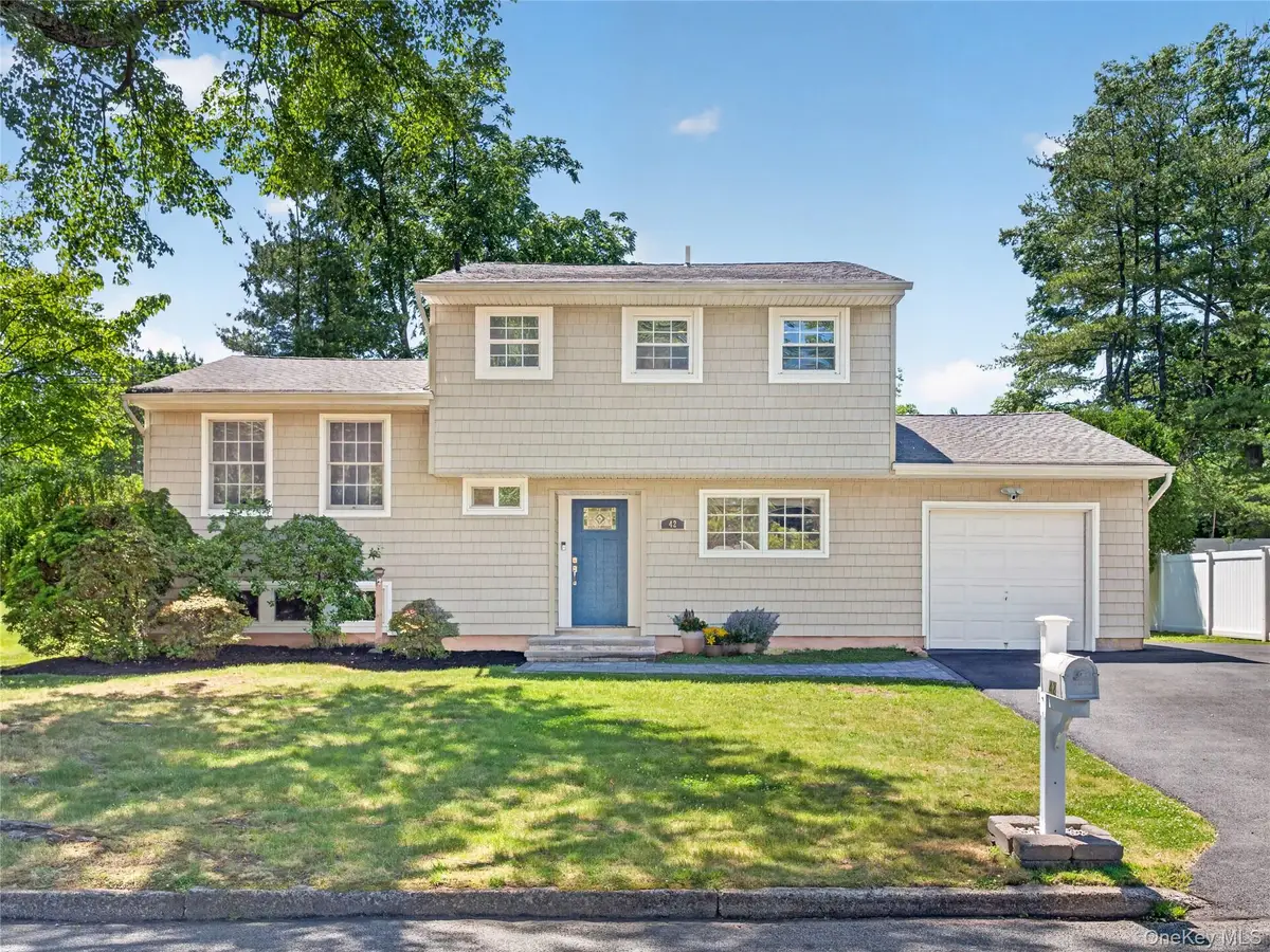 42 Chestnut Oval, Orangeburg, NY 10962 - #1