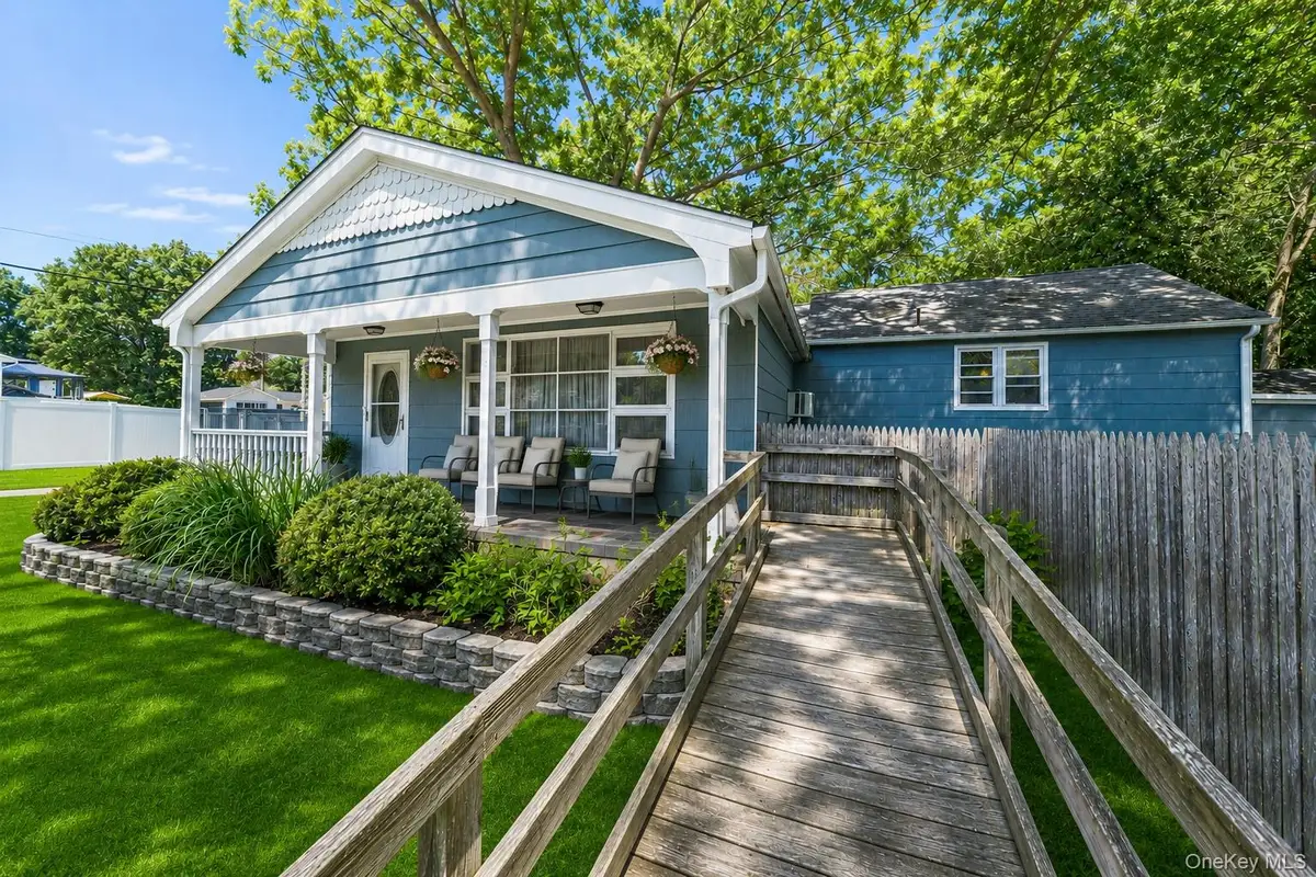3 Curtis Drive, Sound Beach, NY 11789 - #1