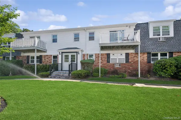 260 Waverly Avenue #49, Patchogue, NY 11772