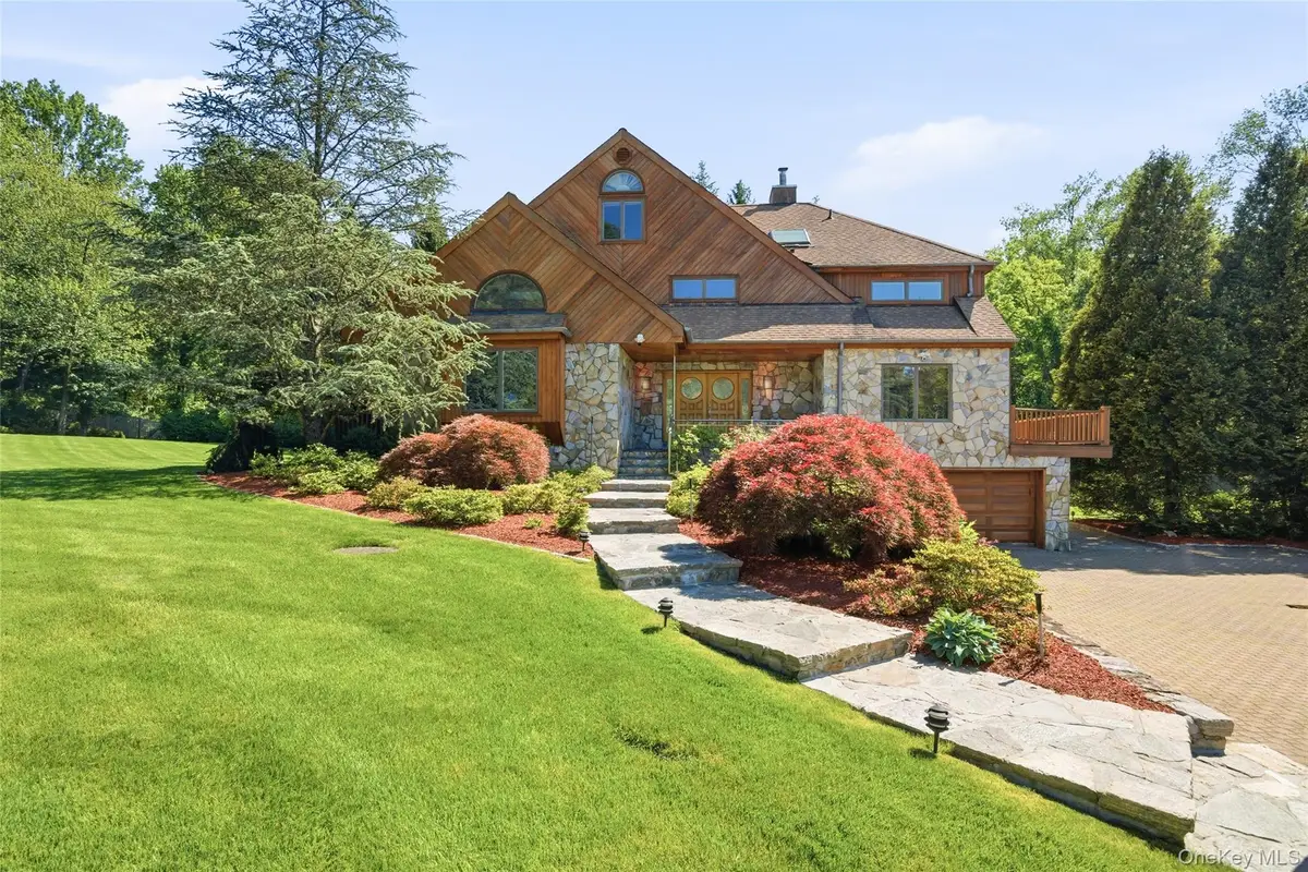 4 Old House Lane, Chappaqua, NY 10514 - #1