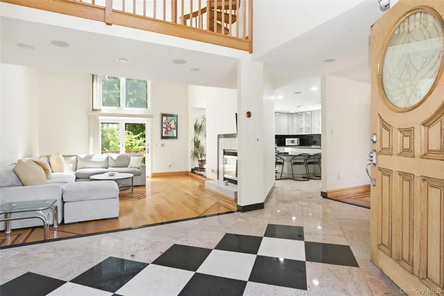 4 Old House Lane, Chappaqua, NY 10514 - #2