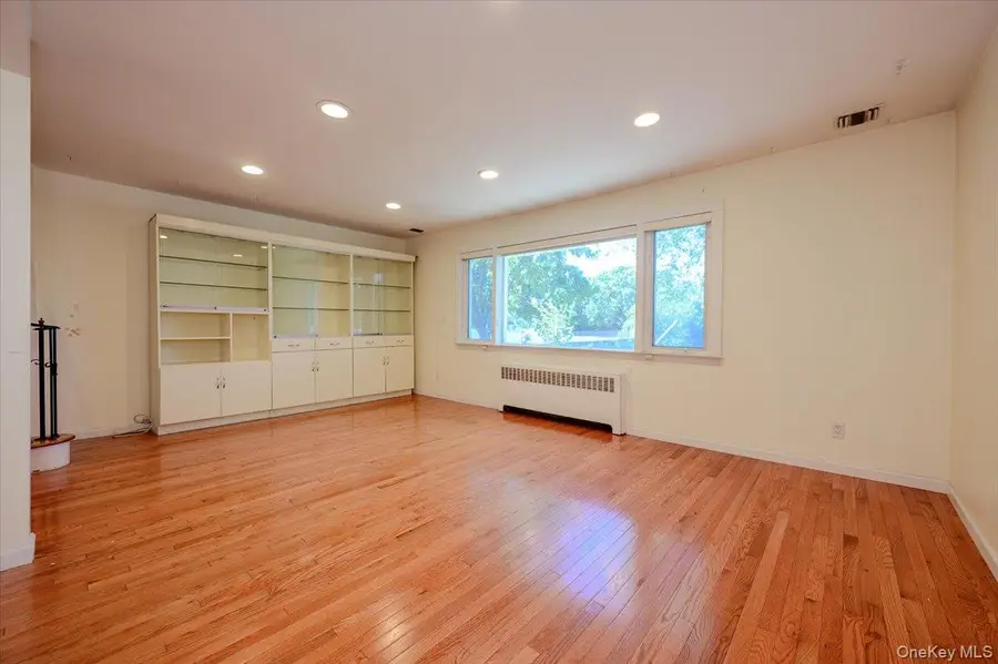 567 Oxford Road, Cedarhurst, NY 11516 - #2