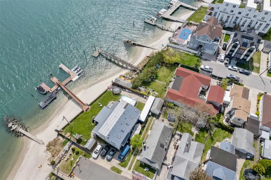 125 Beach 3rd Street, Far Rockaway, NY 11691 - #3