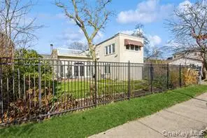 465 W Market Street, Long Beach, NY 11561