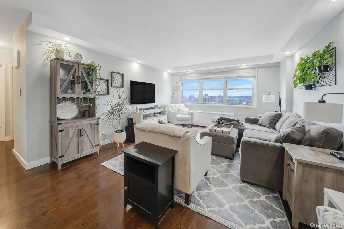 10230 66th Road #21H, Forest Hills, NY 11375 - #1