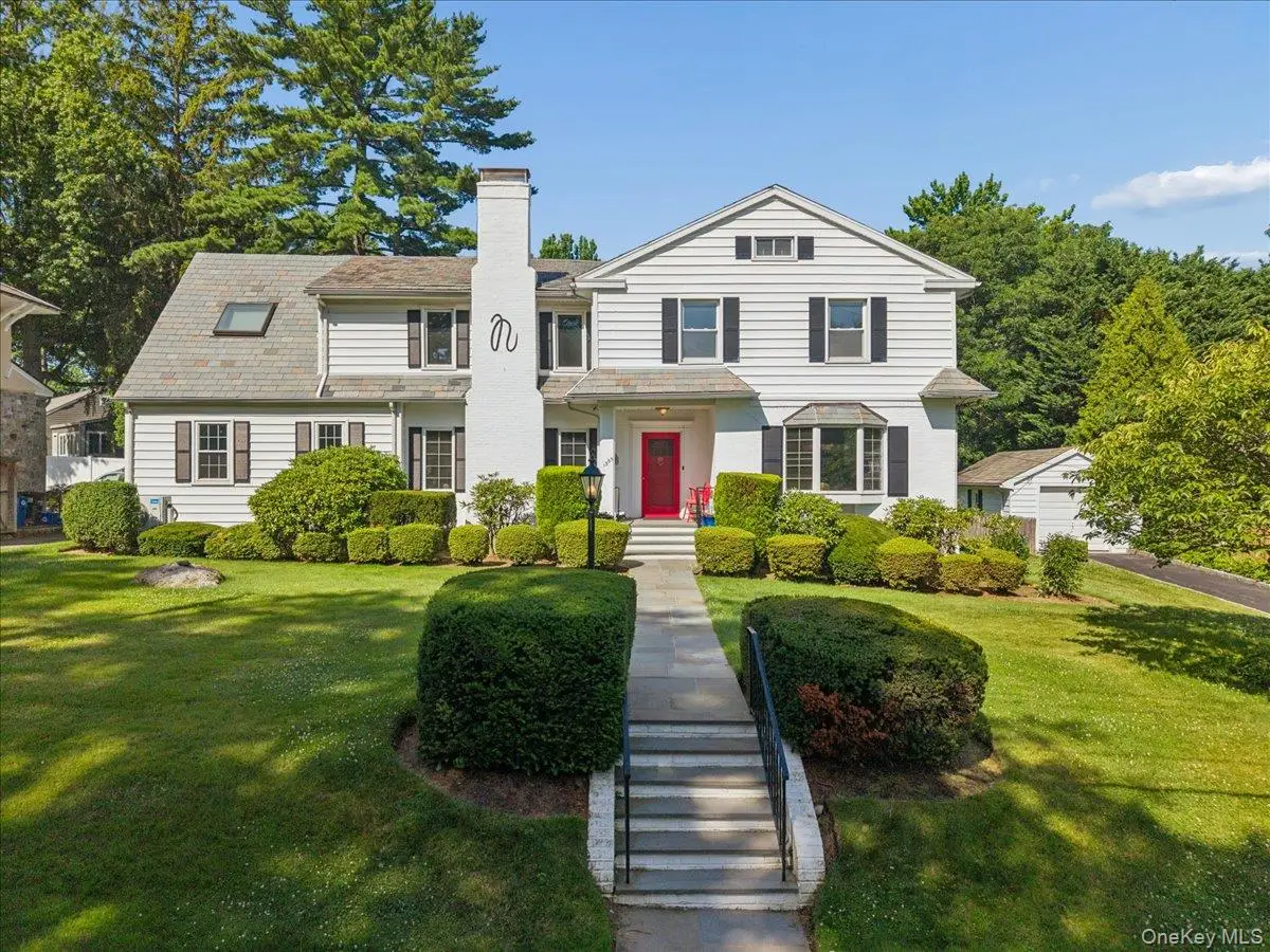 1355 Roosevelt Avenue, Pelham, NY 10803 - #1