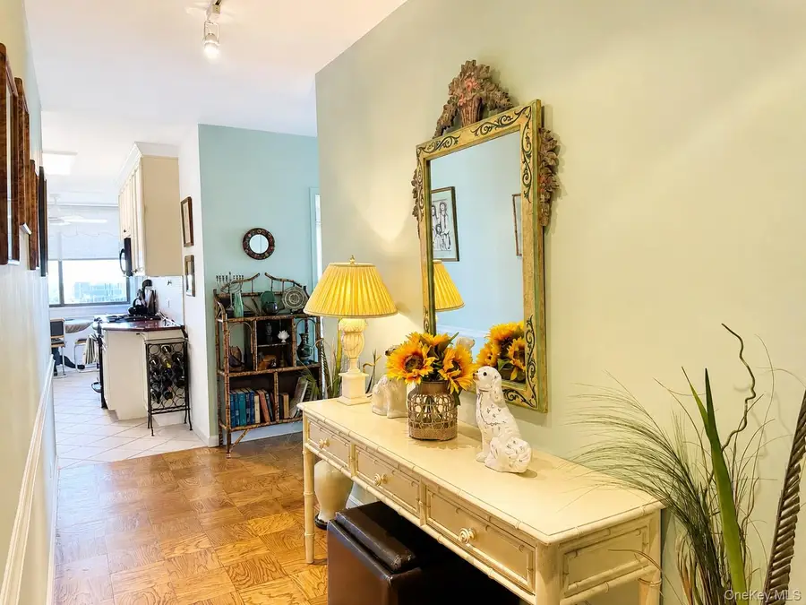 27110 Grand Central Parkway #7V, Queens, NY 11005 - #2