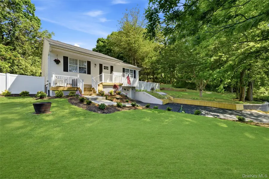 291 Locust Drive, Rocky Point, NY 11778 - #3
