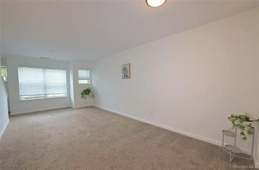19 Putters Way #6, Middletown, NY 10940 - #3