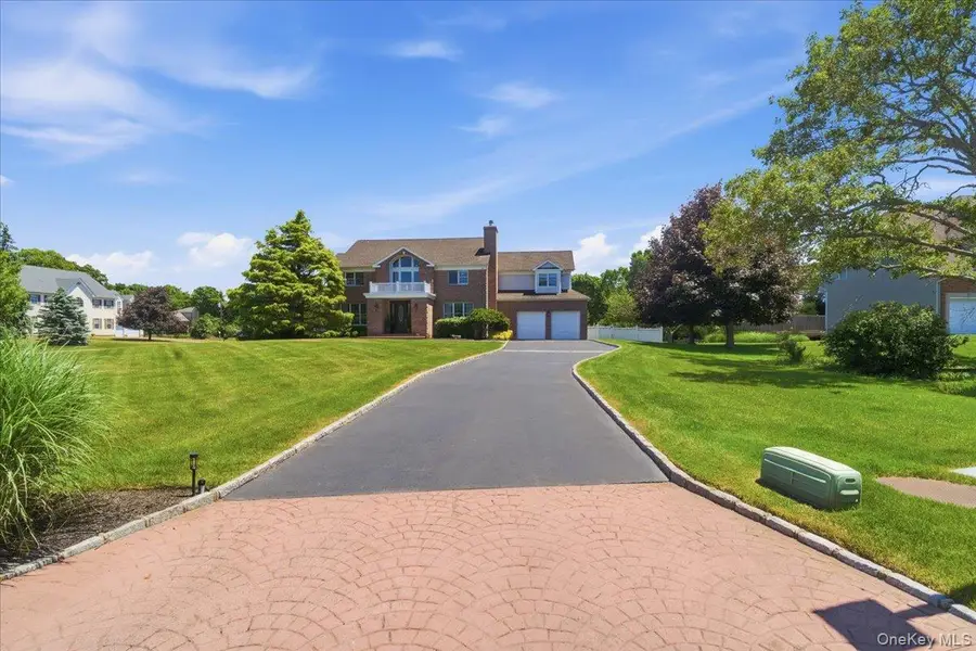 2 Mercedes Court, Patchogue, NY 11772 - #2