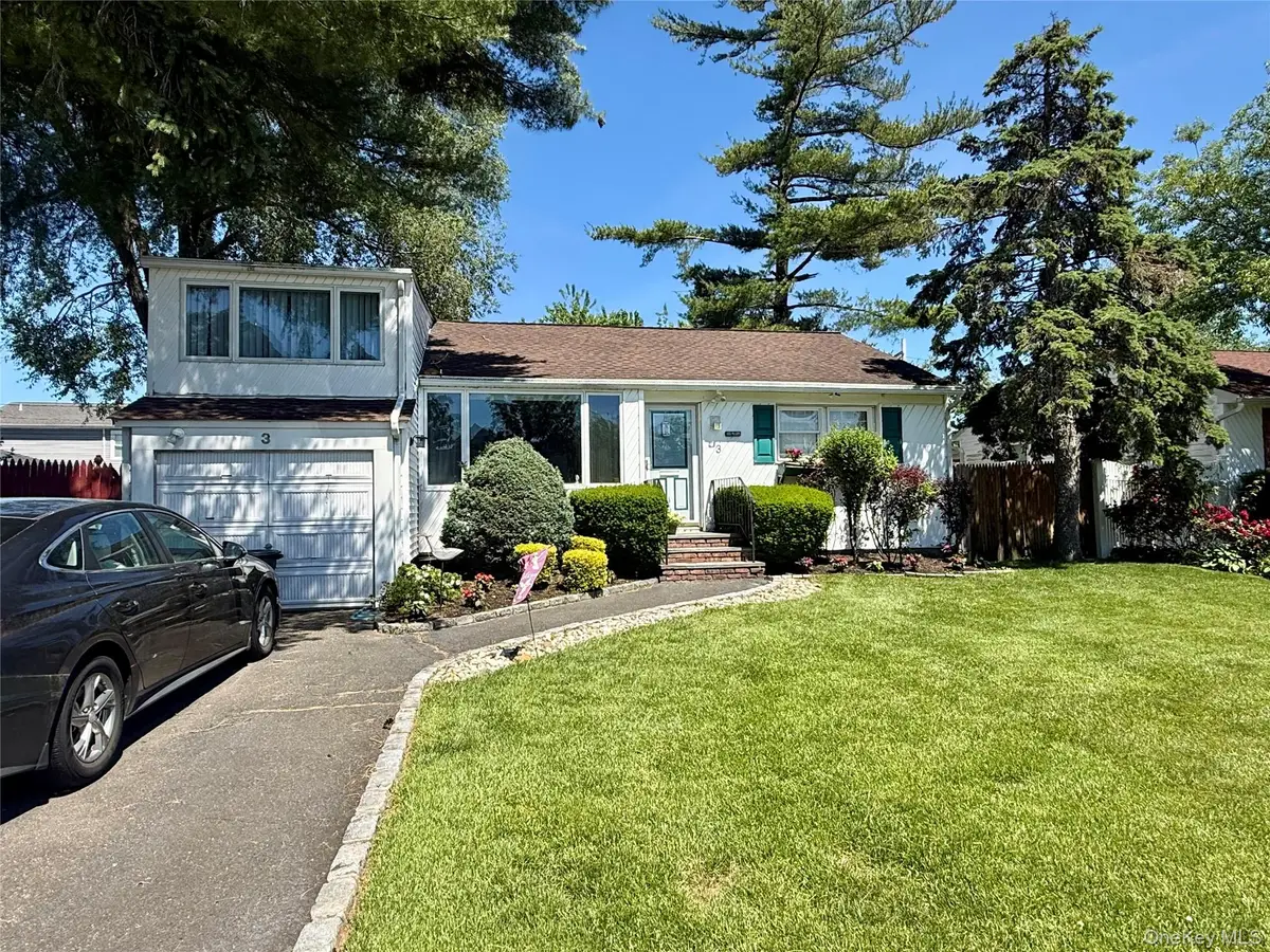 3 Terry Street, Hicksville, NY 11801 - #1