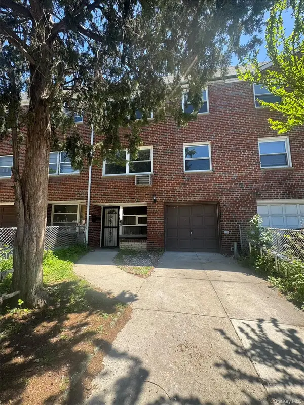 3083 49th Street, Astoria, NY 11103