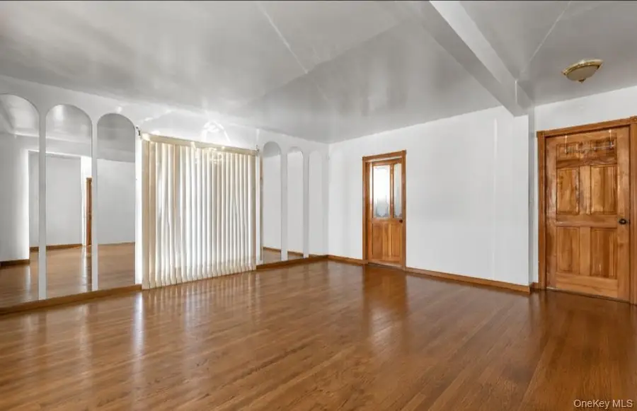 120 Memphis Ave, Floral Park, NY 11001 - #3