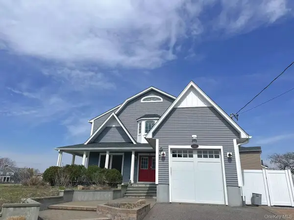 Address Withheld By Seller, Massapequa, NY 11758