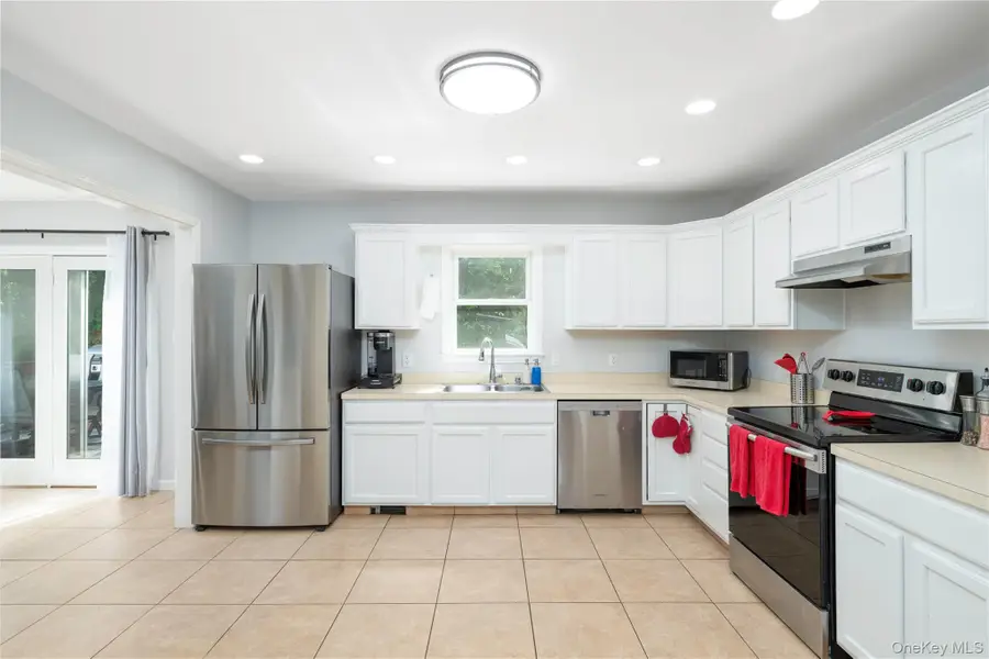 22 Elm Road, Lake Peekskill, NY 10537 - #3