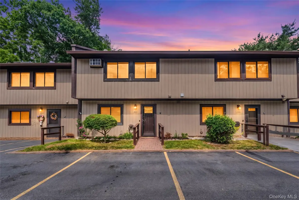1505 Chelsea Cove S, Hopewell Junction, NY 12533 - #1