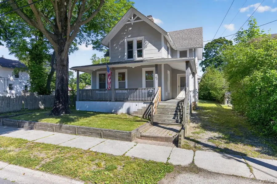 49 Cedar Street, Babylon, NY 11702 - #2