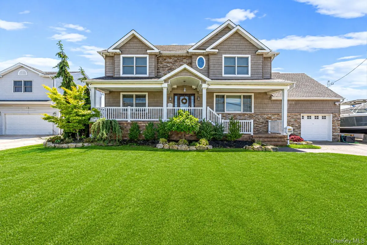 14 Jackson Place, Massapequa, NY 11758 - #1