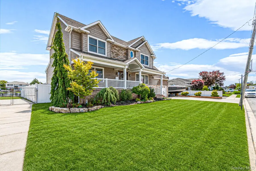 14 Jackson Place, Massapequa, NY 11758 - #2