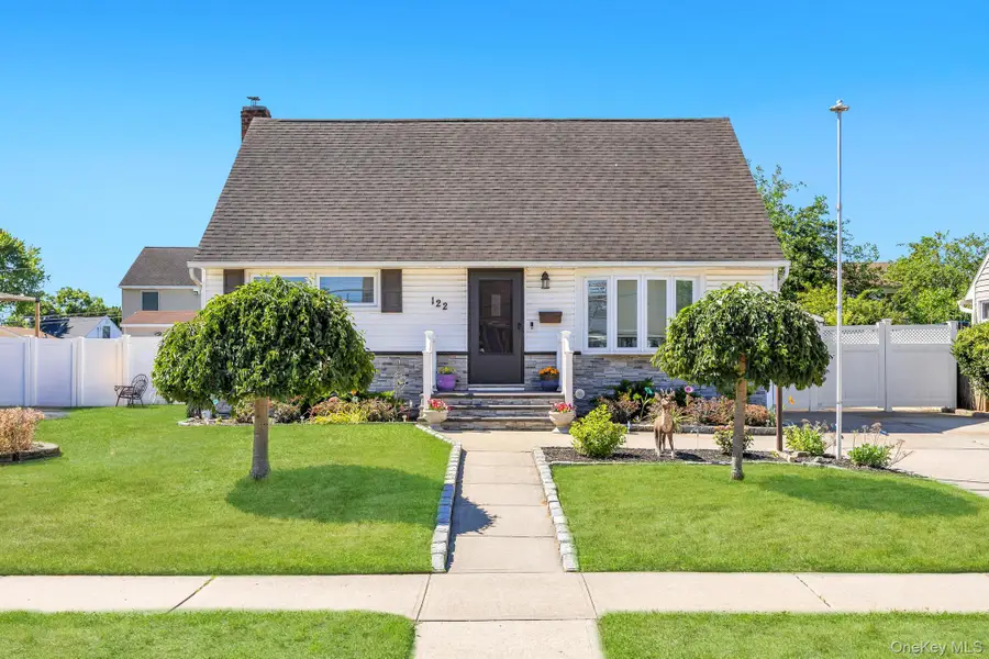 122 Lambert Avenue, Farmingdale, NY 11735 - #2