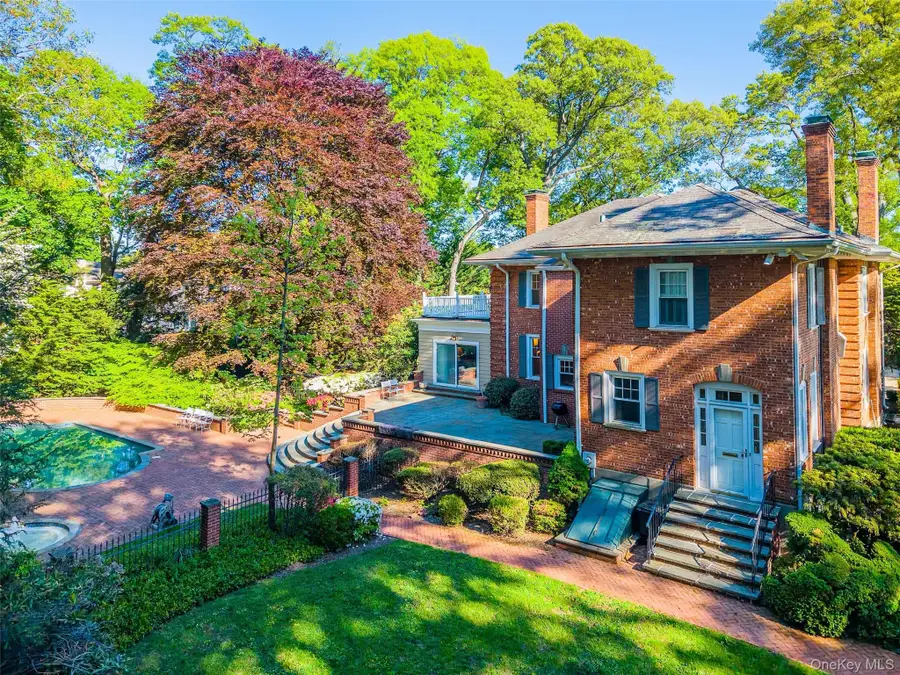 23 Townsend Road, Glen Cove, NY 11542 - #3
