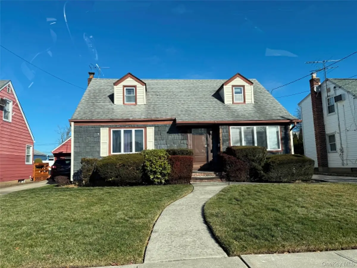 51 Virginia Street, Valley Stream, NY 11580 - #1