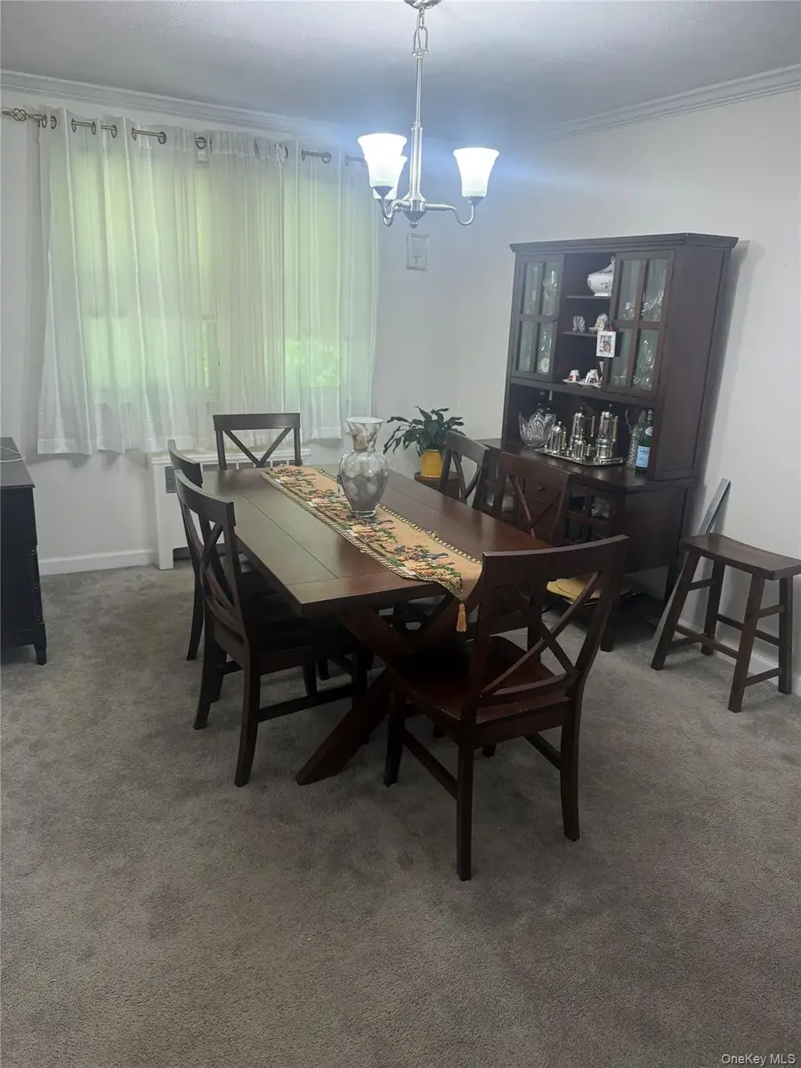 27 Avon Circle #D, Port Chester, NY 10573 - #3