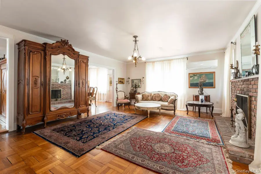 98 Washington Avenue S, Lawrence, NY 11559 - #2