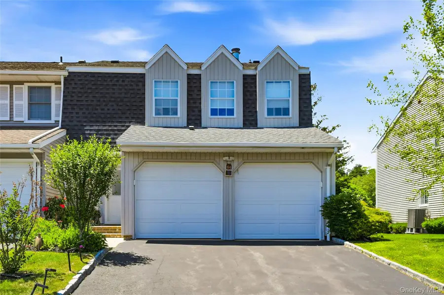 84 Woodlake Drive W, Woodbury, NY 11797 - #3