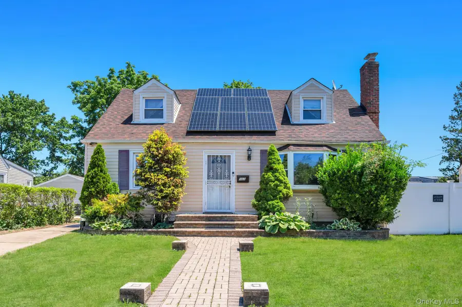 963 Ditmas Avenue, Uniondale, NY 11553 - #2